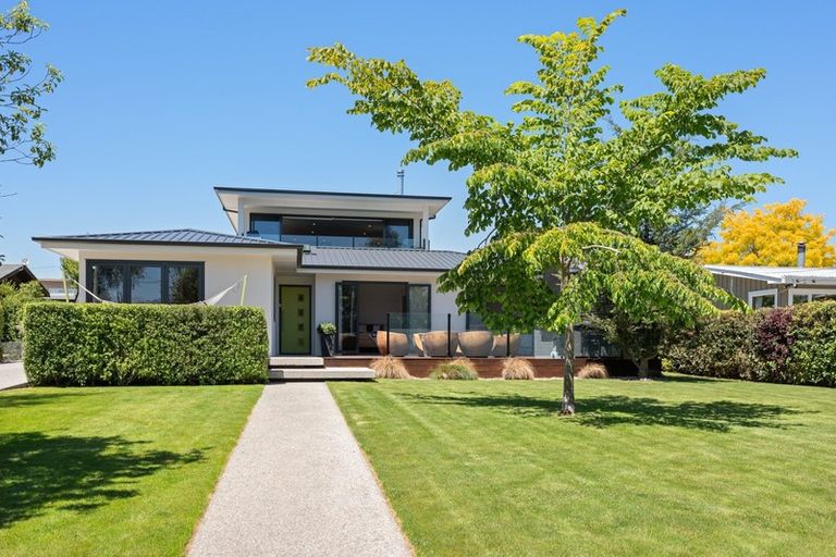Photo of property in 156 Upton Street, Wanaka, 9305