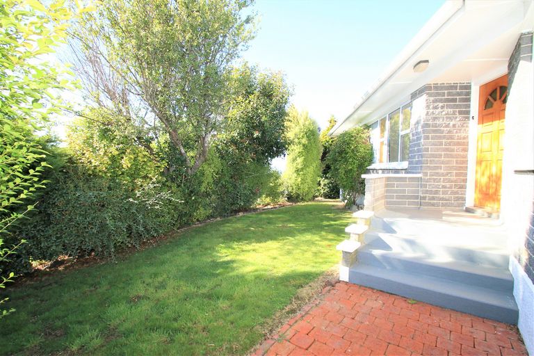 Photo of property in 72 Gilkison Street, Halfway Bush, Dunedin, 9010