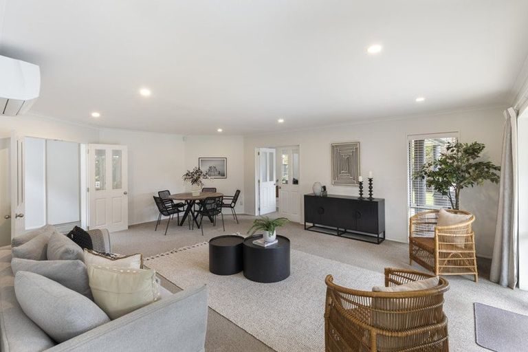 Photo of property in 1 Oaktree Lane, Bishopdale, Christchurch, 8053