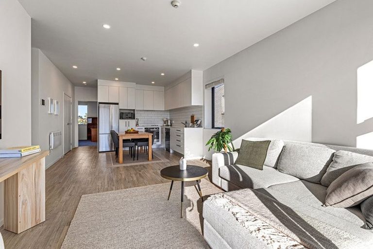 Photo of property in 207/165 Lake Road, Northcote, Auckland, 0627