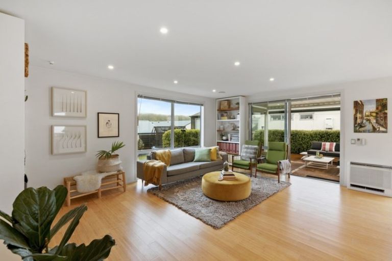 Photo of property in 3 Otonga Heights, Maungaraki, Lower Hutt, 5010