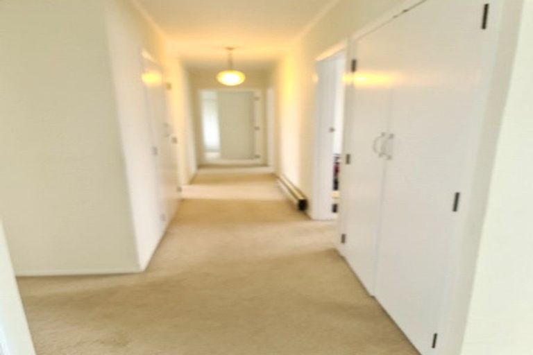 Photo of property in 125 Reeves Road, Pakuranga Heights, Auckland, 2010