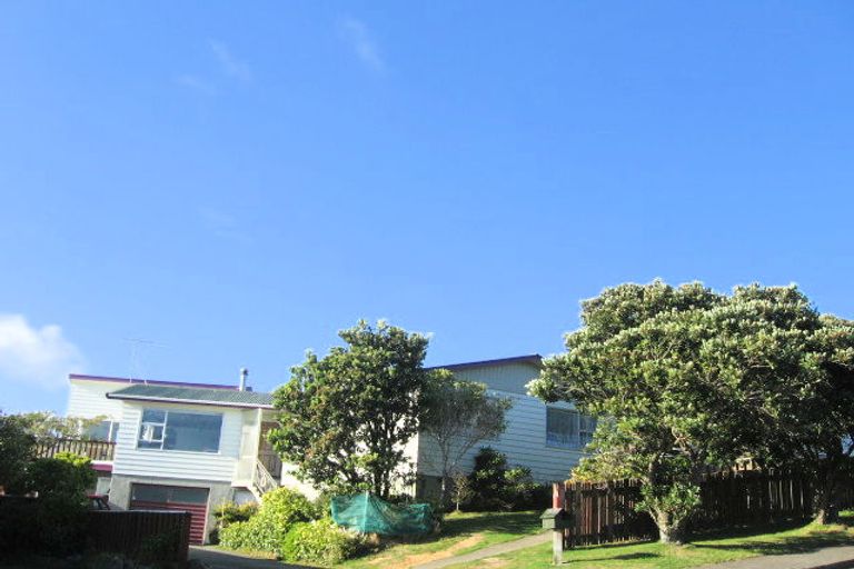 Photo of property in 5 Pope Street, Camborne, Porirua, 5026
