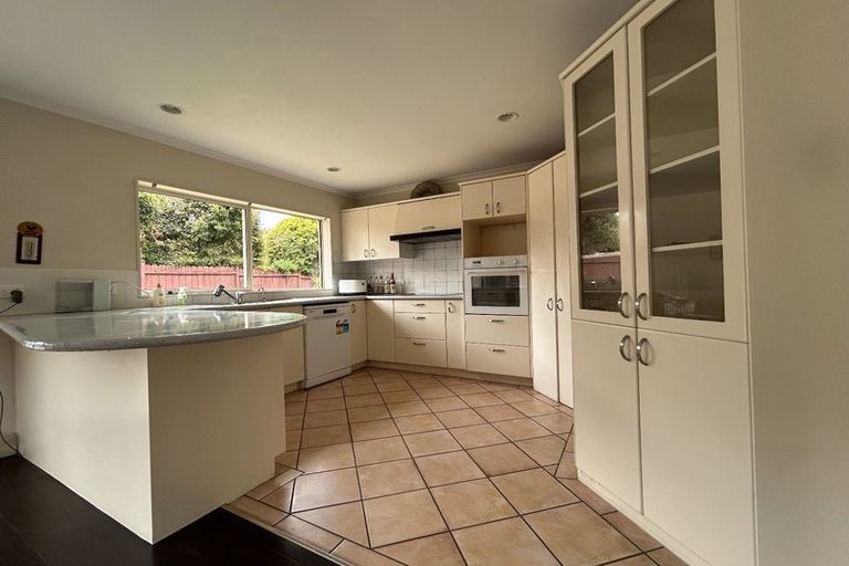 Photo of property in 74 Westerham Drive, Dannemora, Auckland, 2016