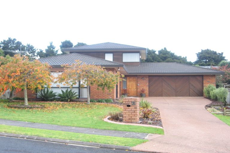 Photo of property in 25 Kuripaka Crescent, The Gardens, Auckland, 2105