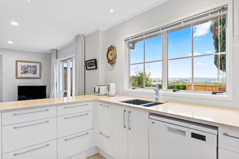 Photo of property in 3/12 Norman Road, Hauraki, Auckland, 0622