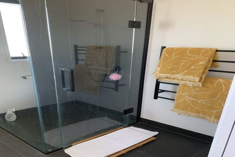 Photo of property in 33 Te Paea Avenue, Karaka, 2124