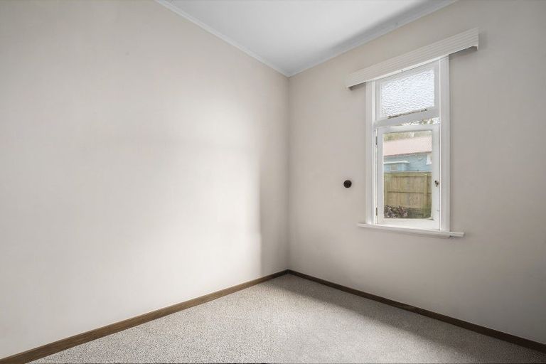 Photo of property in 5 Te Mome Road, Alicetown, Lower Hutt, 5010