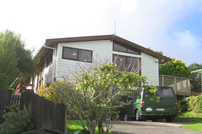 Photo of property in 13 Hazlewood Avenue, Karori, Wellington, 6012