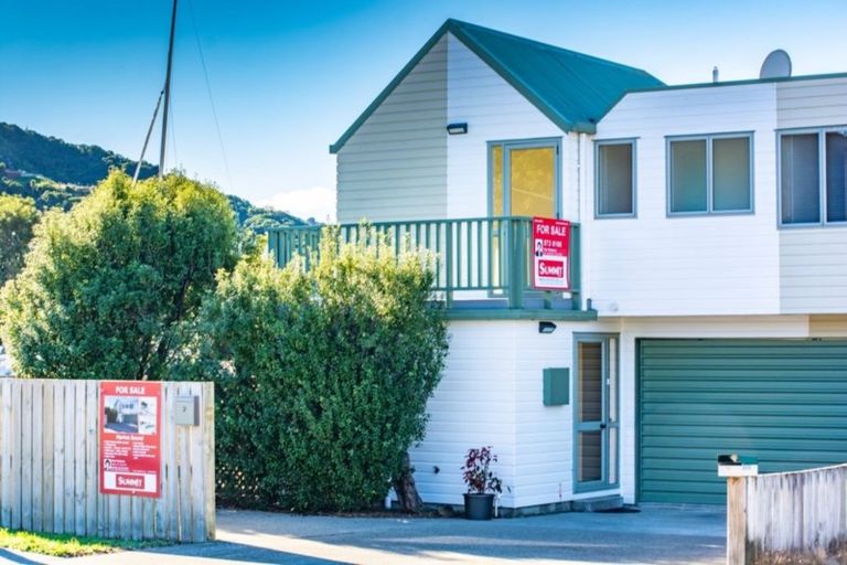 Photo of property in 2a Marina Drive, Waikawa, Picton, 7220