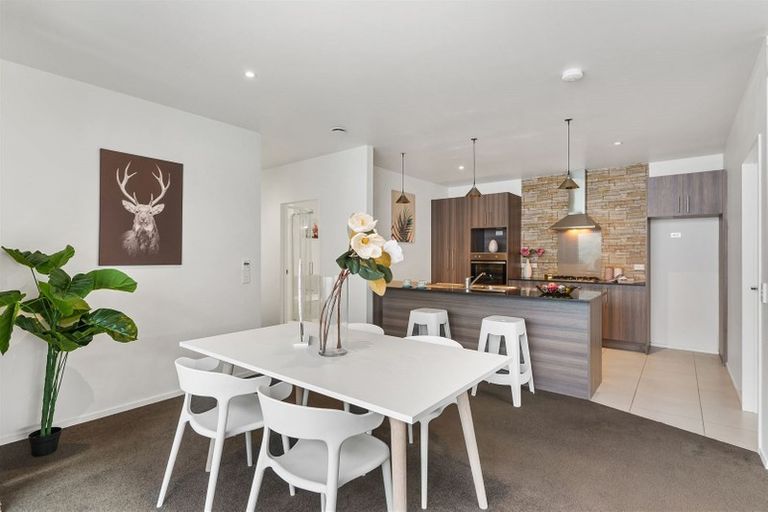 Photo of property in 9 Lieutenant Lane, Papakura, 2110