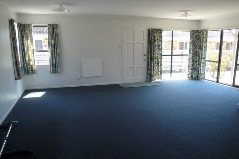 Photo of property in 57b Raumati Road, Raumati Beach, Paraparaumu, 5032