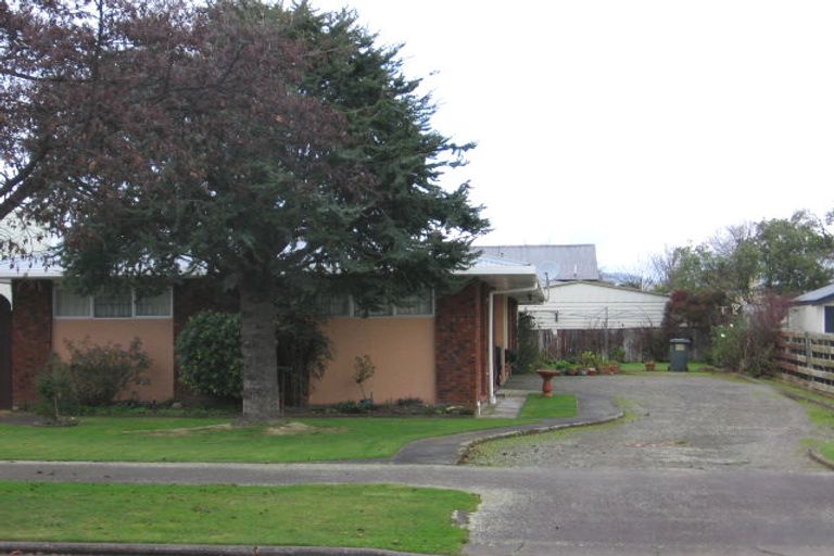 Photo of property in 71a Havill Street, Takaro, Palmerston North, 4410