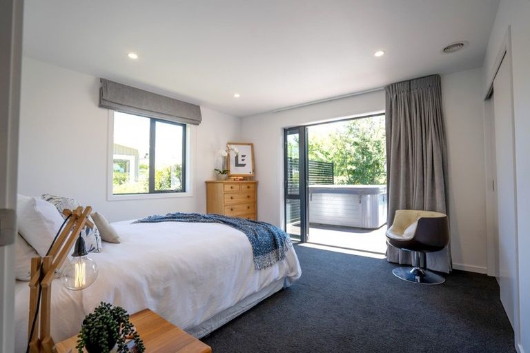 Photo of property in 156 Upton Street, Wanaka, 9305