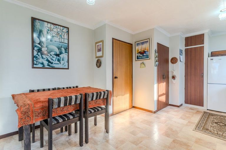 Photo of property in 96 Queens Drive, Saint Kilda, Dunedin, 9012