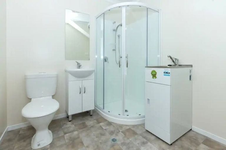 Photo of property in 2/50 Helena Road, Hillcrest, Hamilton, 3216