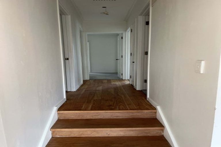 Photo of property in 46 Canberra Avenue, Lynfield, Auckland, 1042