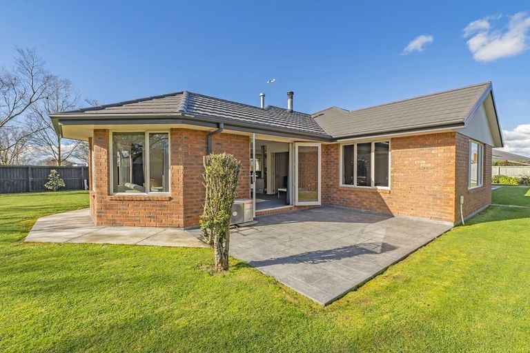 Photo of property in 3 Othello Drive, Rolleston, 7614