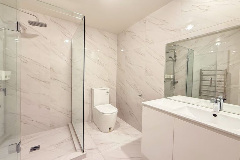 Photo of property in 10 Peony Mews, Oteha, Auckland, 0632