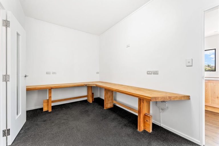 Photo of property in 9 Javelin Close, Gulf Harbour, Whangaparaoa, 0930