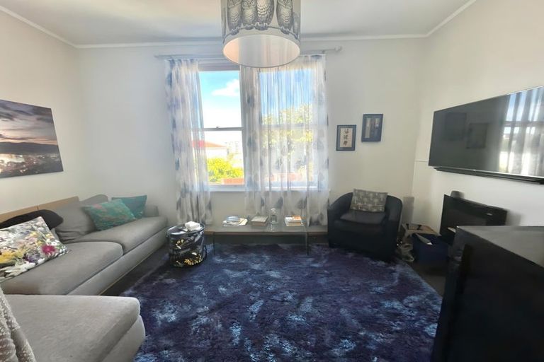 Photo of property in 4 Yale Road, Mount Cook, Wellington, 6021
