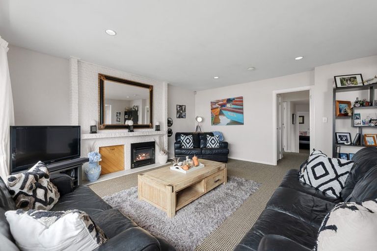 Photo of property in 108 Clovelly Road, Bucklands Beach, Auckland, 2012