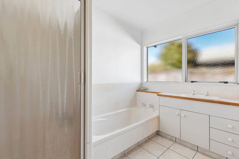 Photo of property in 23 Lotus Avenue, Mount Maunganui, 3116