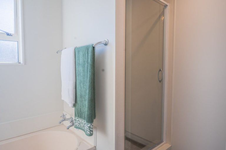 Photo of property in 106 Roberts Line, Kelvin Grove, Palmerston North, 4414