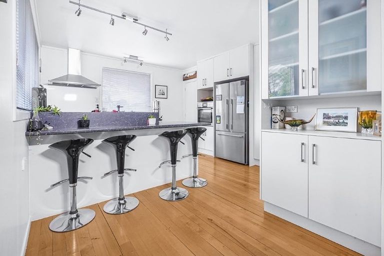 Photo of property in 15 Glenview Terrace, Glenview, Hamilton, 3206