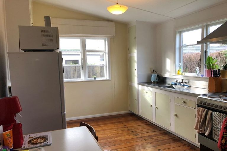 Photo of property in 364 Waiwhetu Road, Fairfield, Lower Hutt, 5011