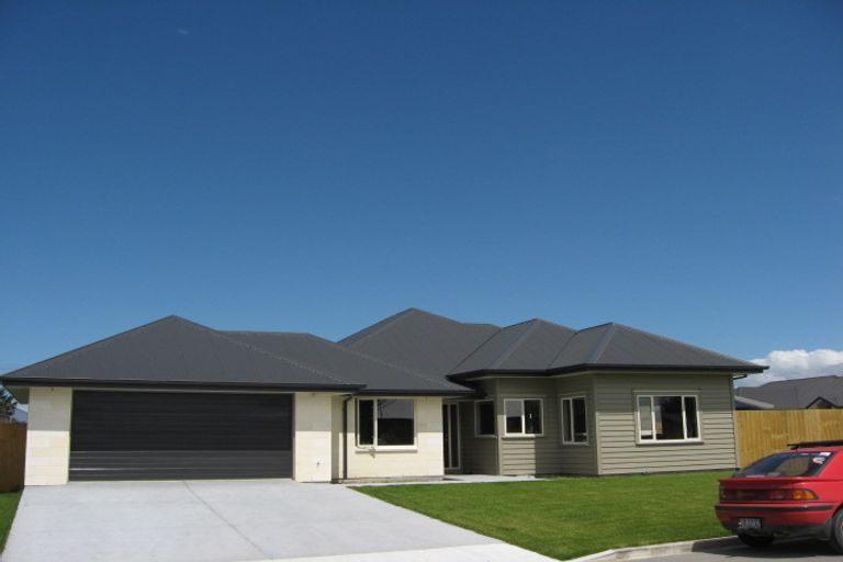 Photo of property in 1 Thomas Lane, Rangiora, 7400