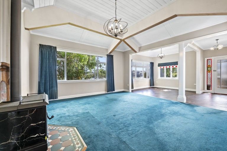 Photo of property in 263 Carrington Street, Vogeltown, New Plymouth, 4310
