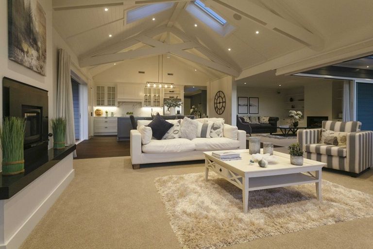 Photo of property in 9 Raupo Crescent, Wharewaka, Taupo, 3330