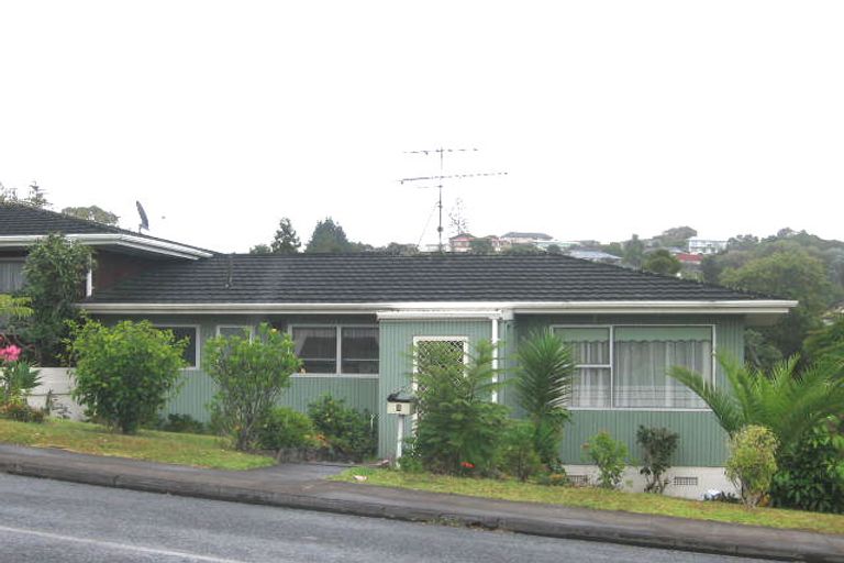 Photo of property in 2/6 Ellice Road, Totara Vale, Auckland, 0629
