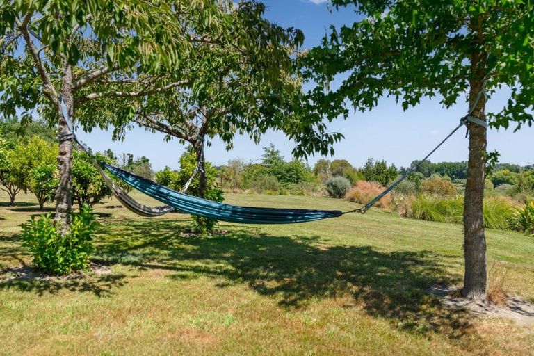 Photo of property in 147 Black Rock Road, Te Ore Ore, Masterton, 5886