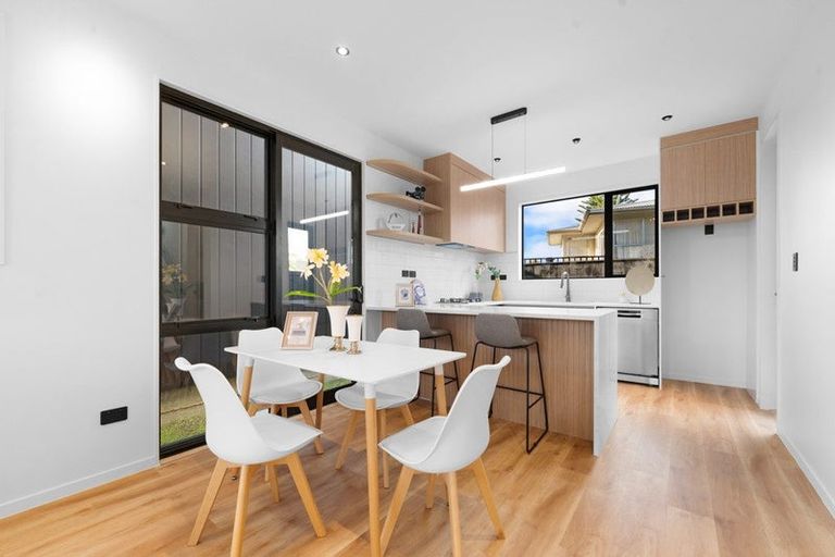 Photo of property in 3 Ewbank Place, Manurewa, Auckland, 2102