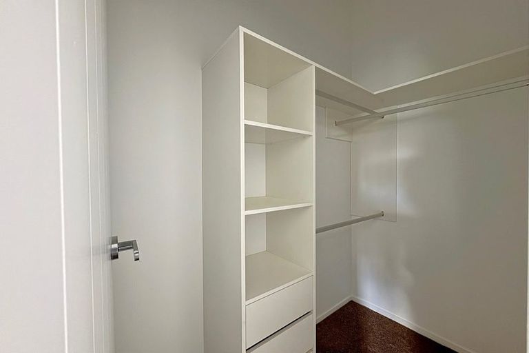 Photo of property in 86 Priestley Drive, Bucklands Beach, Auckland, 2014