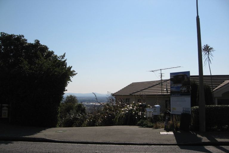 Photo of property in 17 Longhurst Terrace, Cashmere, Christchurch, 8022