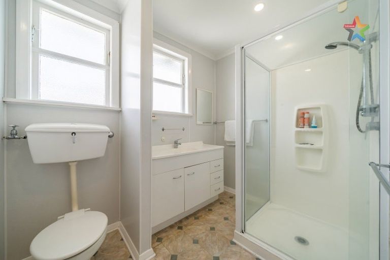 Photo of property in 30 Fleet Street, Naenae, Lower Hutt, 5011