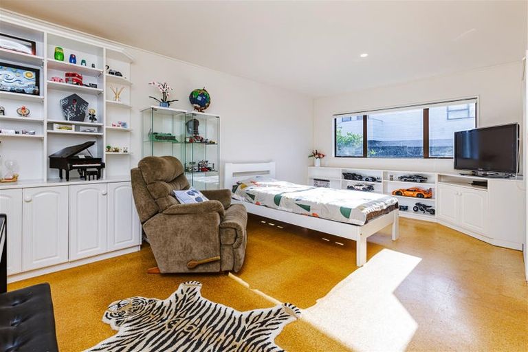 Photo of property in 77b Litten Road, Cockle Bay, Auckland, 2014
