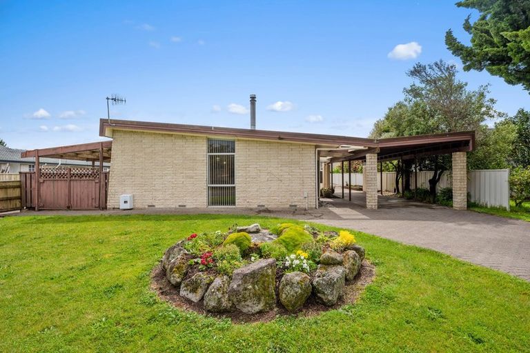 Photo of property in 28 Iles Road, Lynmore, Rotorua, 3010