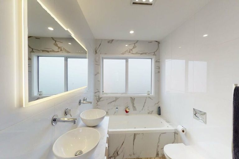 Photo of property in 9 Birkhall Grove, Strathmore Park, Wellington, 6022