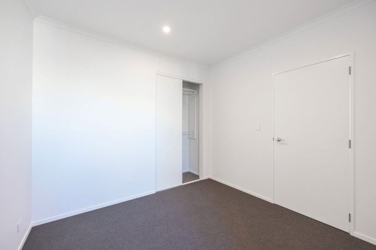 Photo of property in 14 Waenganui Road, Hobsonville, Auckland, 0616