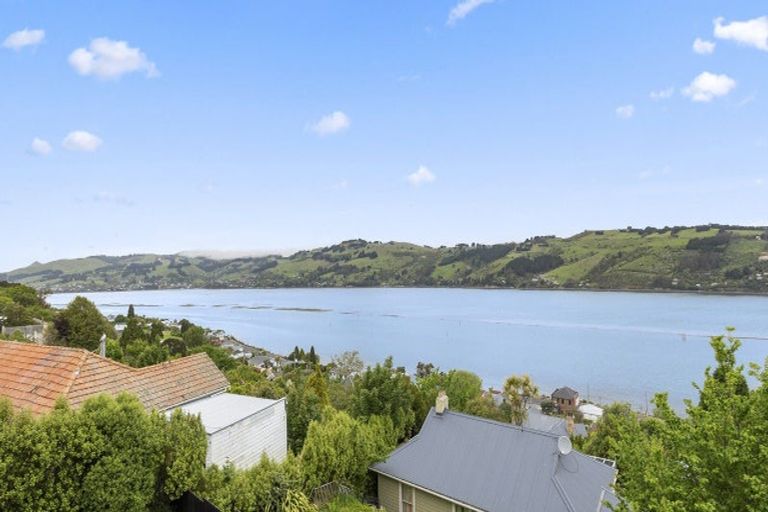 Photo of property in 12 Junction Road, Ravensbourne, Dunedin, 9022