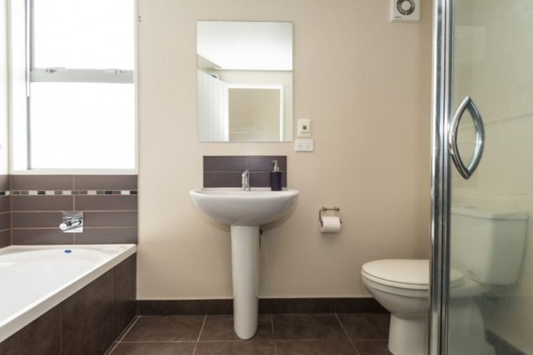 Photo of property in 23 Woodhaven Place, Parklands, Christchurch, 8083