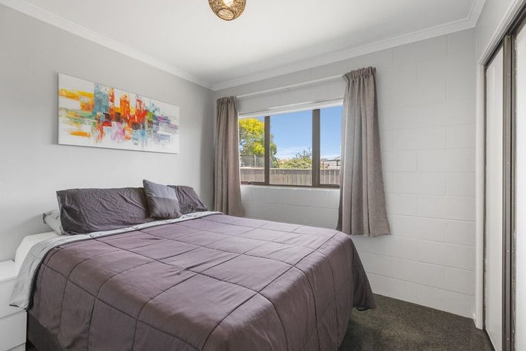 Photo of property in 22 Villa Place, Bell Block, New Plymouth, 4312