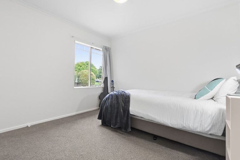 Photo of property in 8 Evergreen Glade, Papamoa Beach, Papamoa, 3118