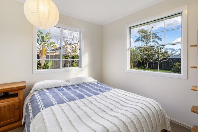 Photo of property in 5 Wells Place, Whitianga, 3510