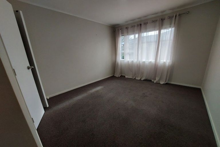 Photo of property in 19 Sandwich Road, St Andrews, Hamilton, 3200