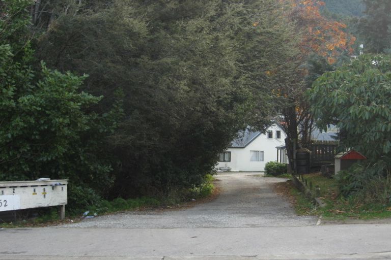 Photo of property in 62c Robins Road, Queenstown, 9300